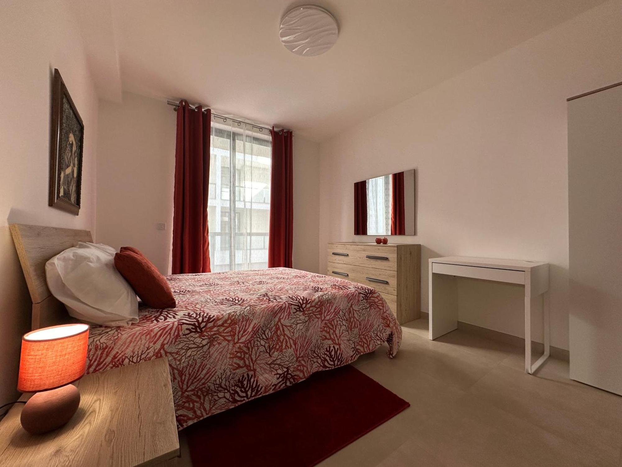New, Airy And Spacious Apartment In מליאהה מראה חיצוני תמונה