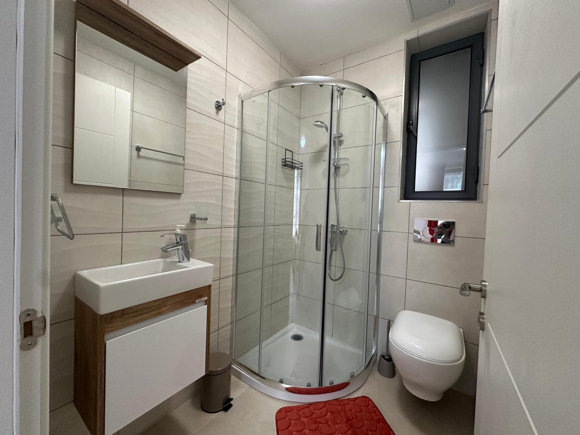 New, Airy And Spacious Apartment In מליאהה מראה חיצוני תמונה